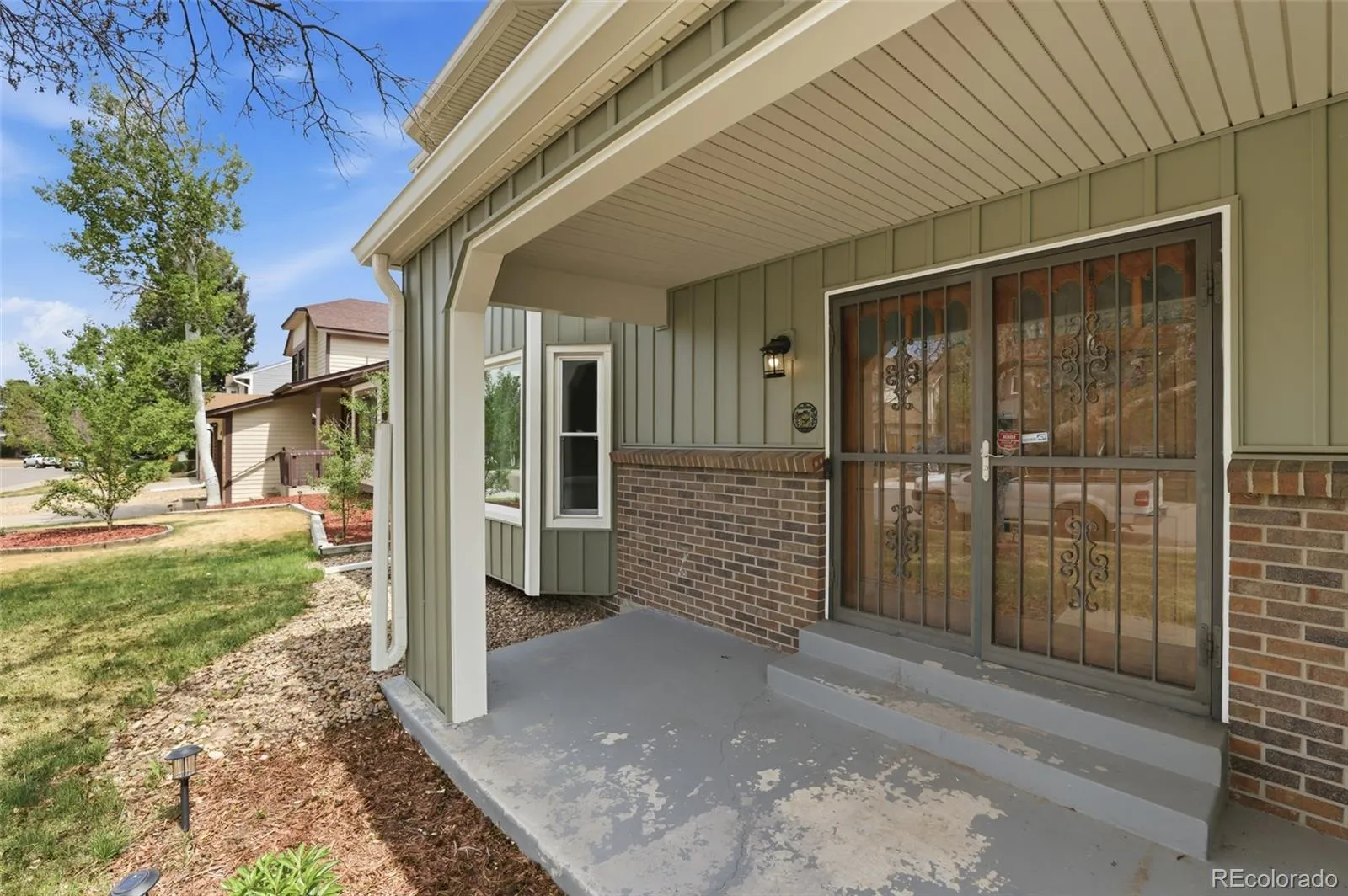 5716 S Lisbon Way Centennial CO 80015 MLS #REC6130714 05072026155009 1600 7