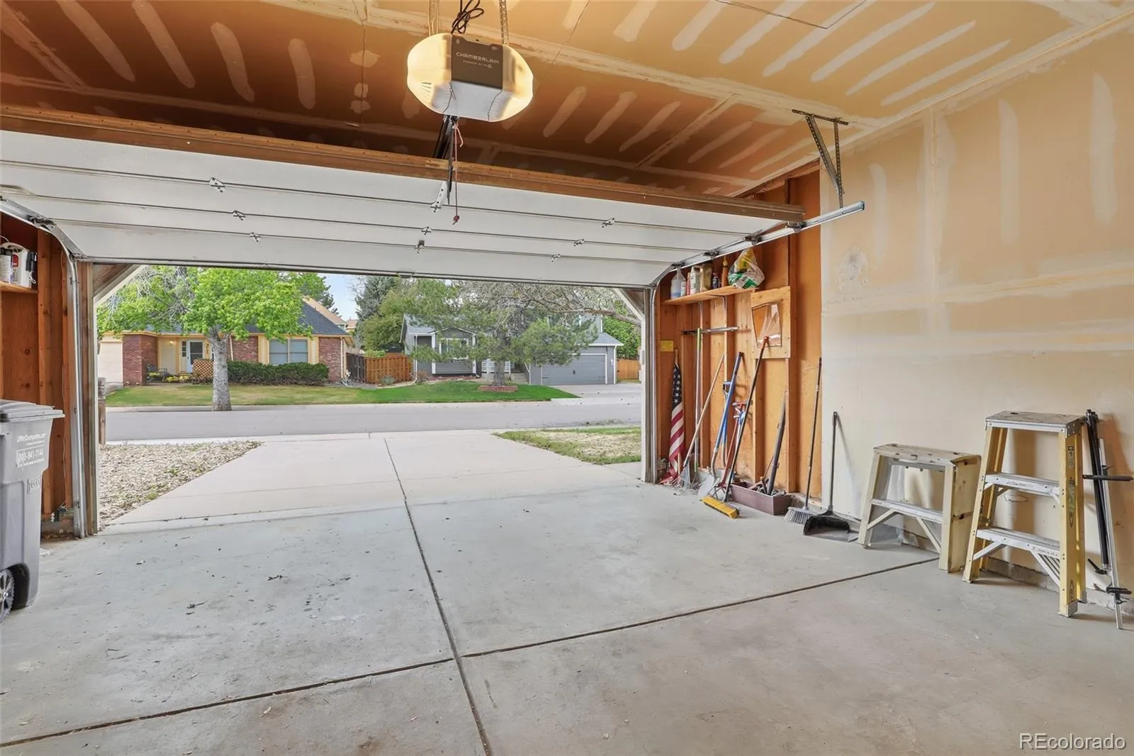 5716 S Lisbon Way Centennial CO 80015 MLS #REC6130714 05072026155009 1600 8