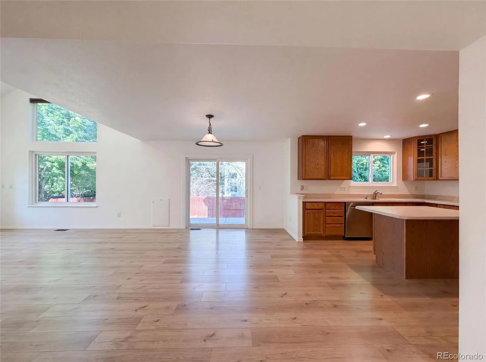 10562 Falcon Street Longmont CO 80504 | MLS #REC6132940 07202026151441 1600 8