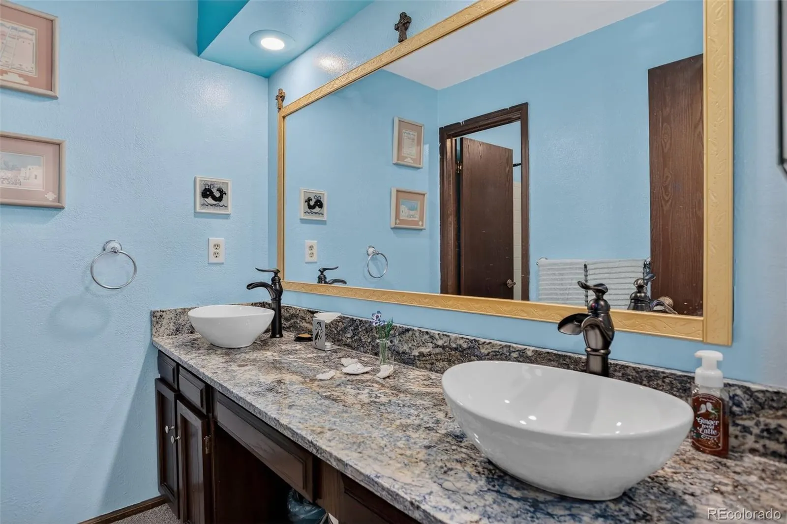 7724 Parfet Street Arvada CO 80005 MLS #REC6134754 05152026200224 1600 31