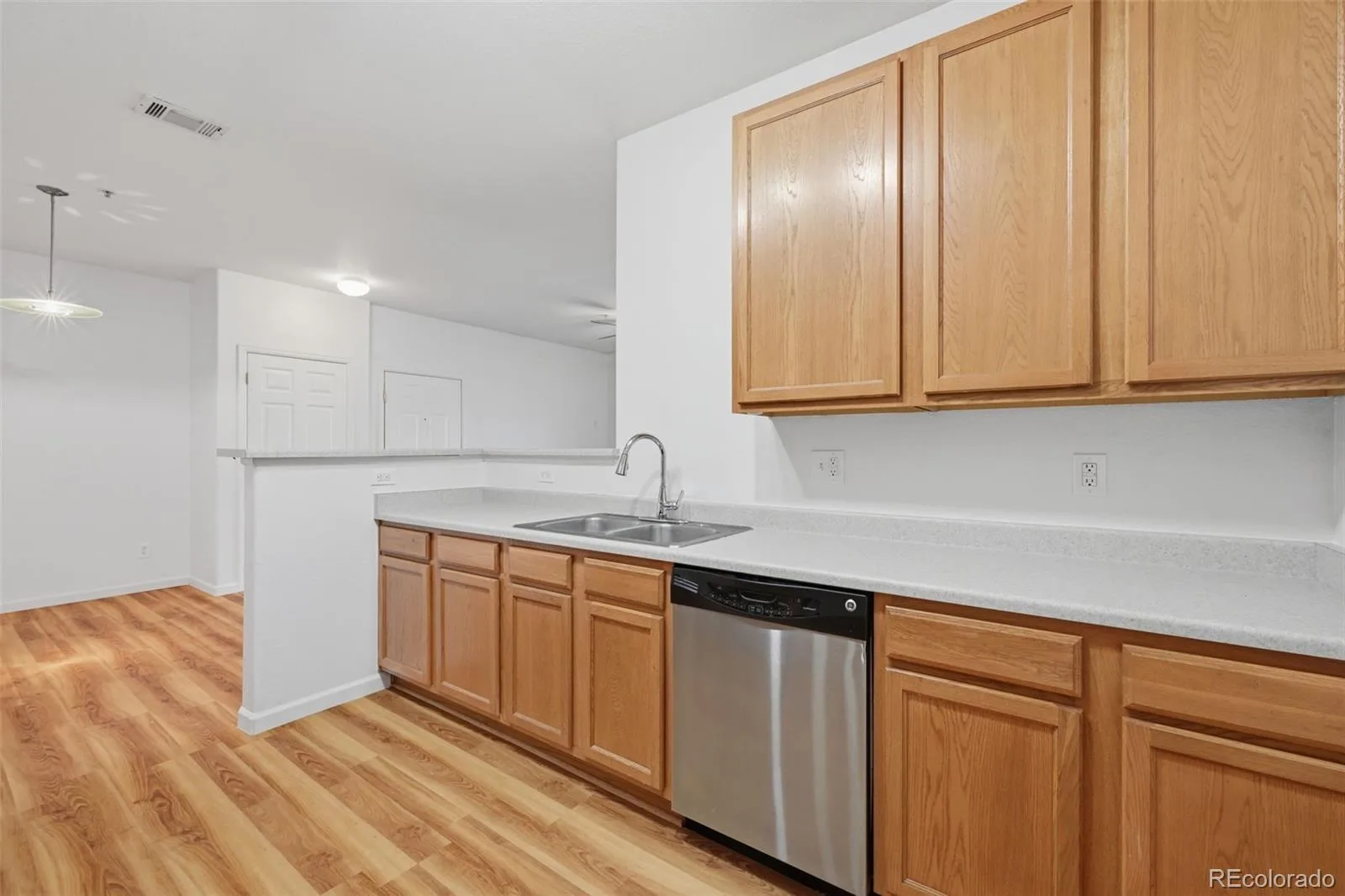 4451 S Ammons Street #108 #5 Littleton CO 80123 | MLS #REC6135501 07252026161445 1600 10