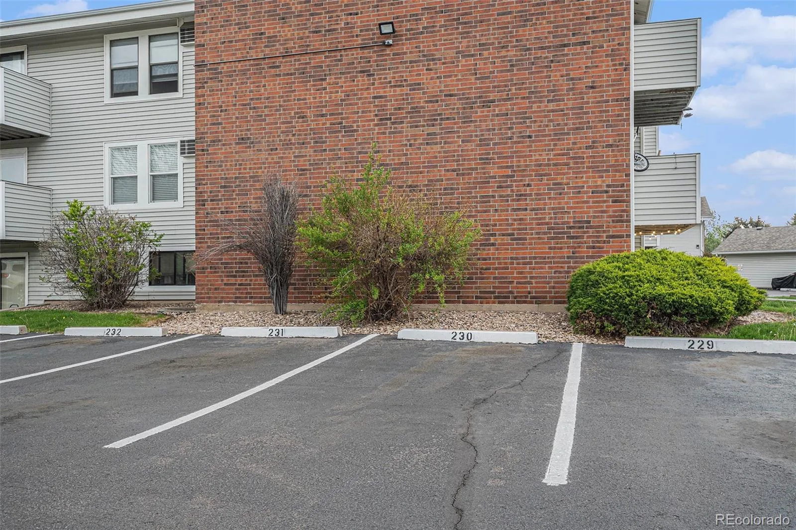 10150 E Virginia Avenue #7-304 Denver CO 80247 | MLS #REC6136457 07092026211346 1600 23