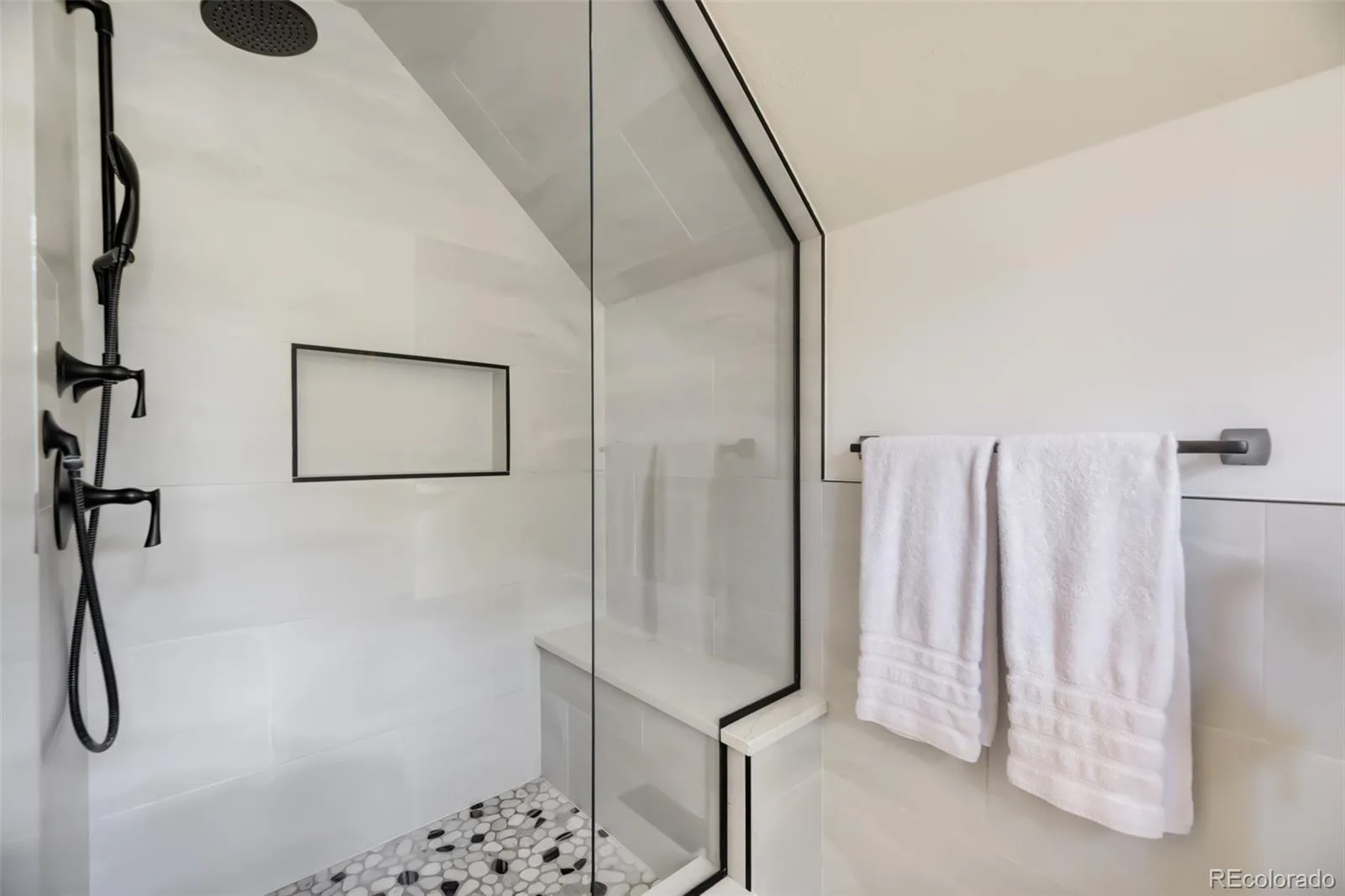 12469 E Harvard Drive Aurora CO 80014 | MLS #REC6136469 08052026132409 1600 25