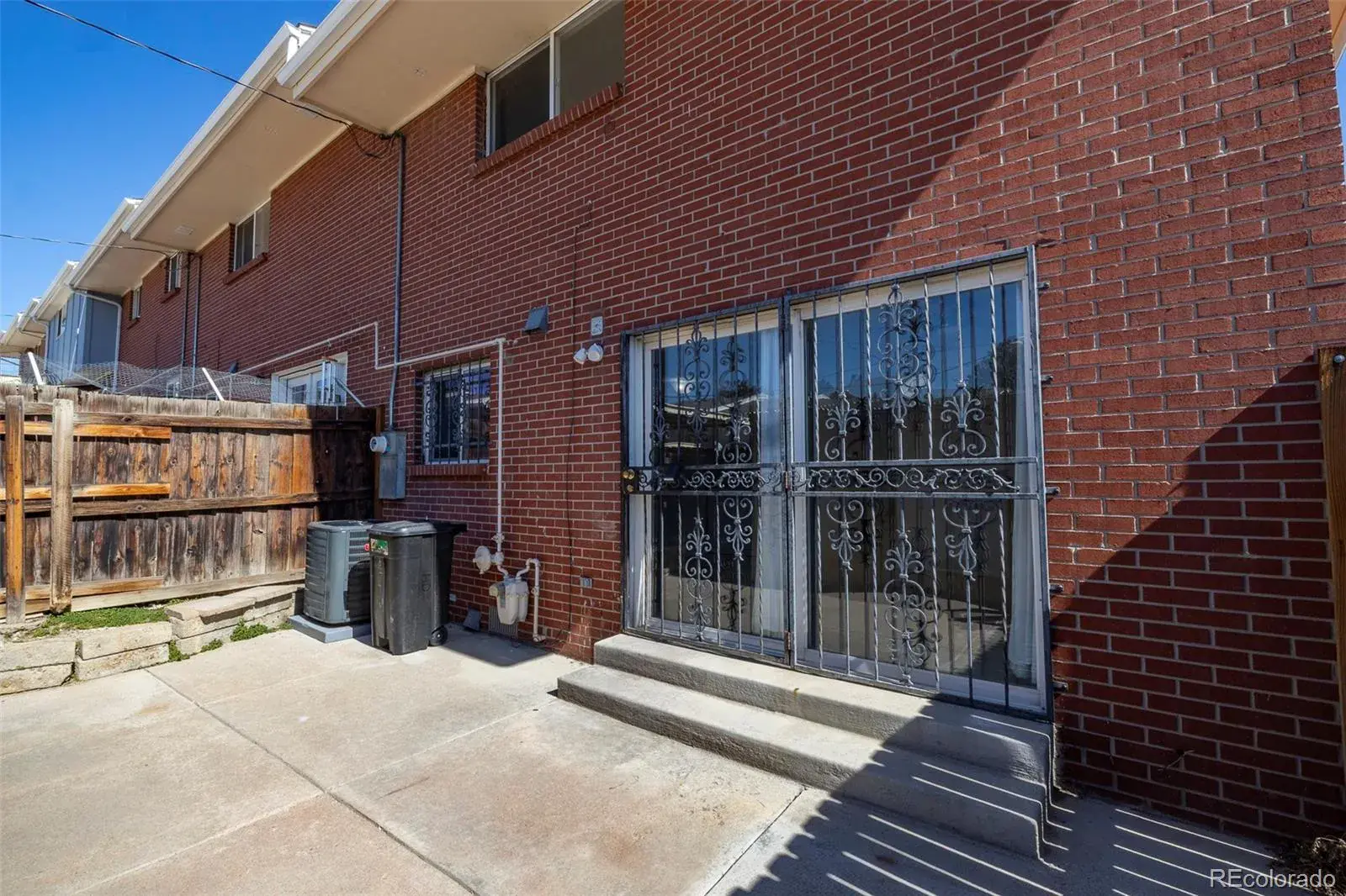 8746 Mariposa Street Thornton CO 80260 MLS #REC6138271 11202025000721 1600 18