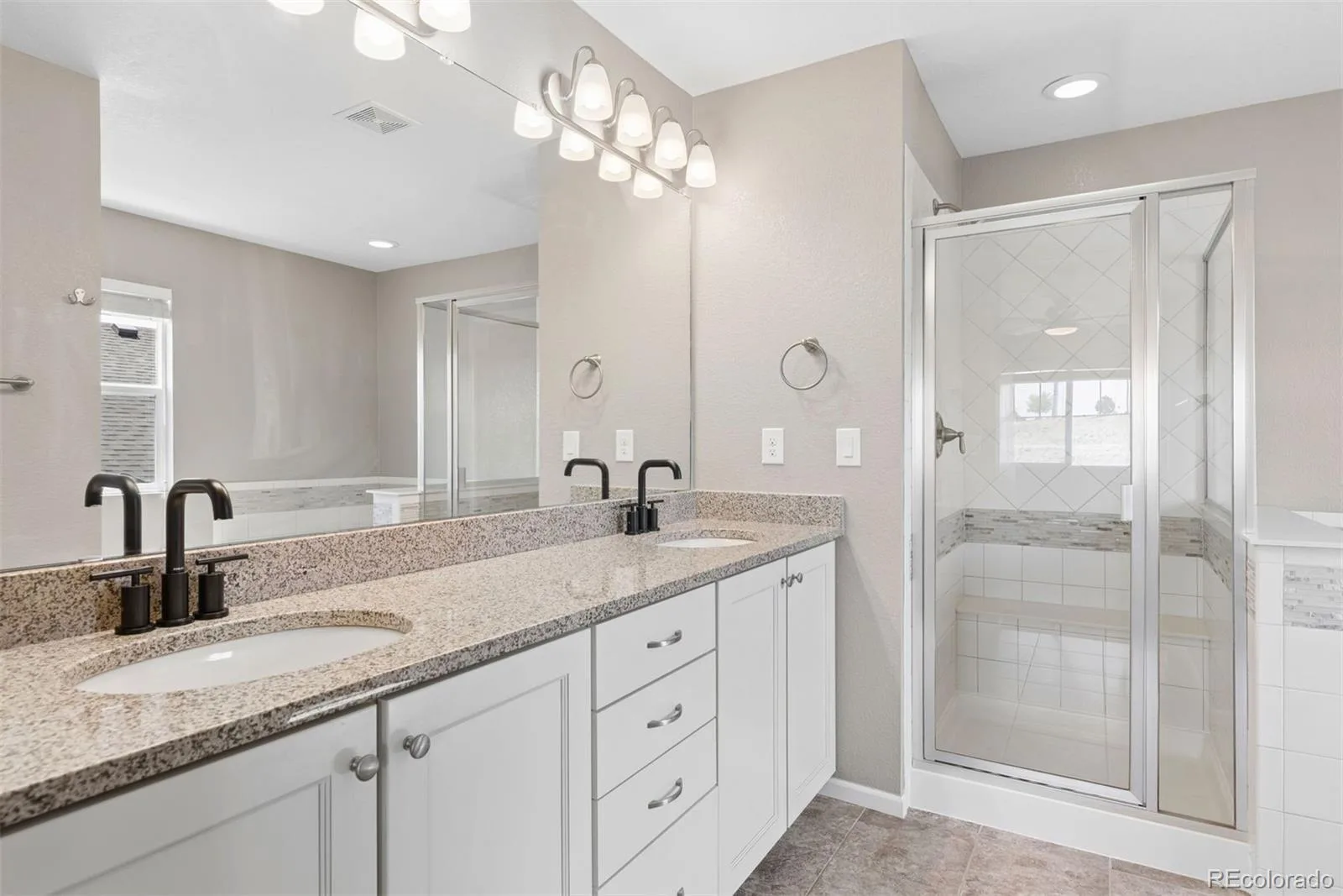 6405 S Harvest Street Aurora CO 80016 | MLS #REC6138908 08062026225524 1600 19