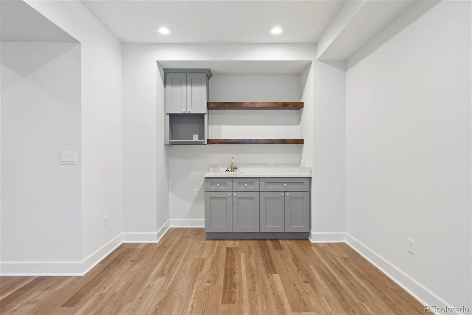 6405 S Harvest Street Aurora CO 80016 | MLS #REC6138908 08062026225524 1600 27