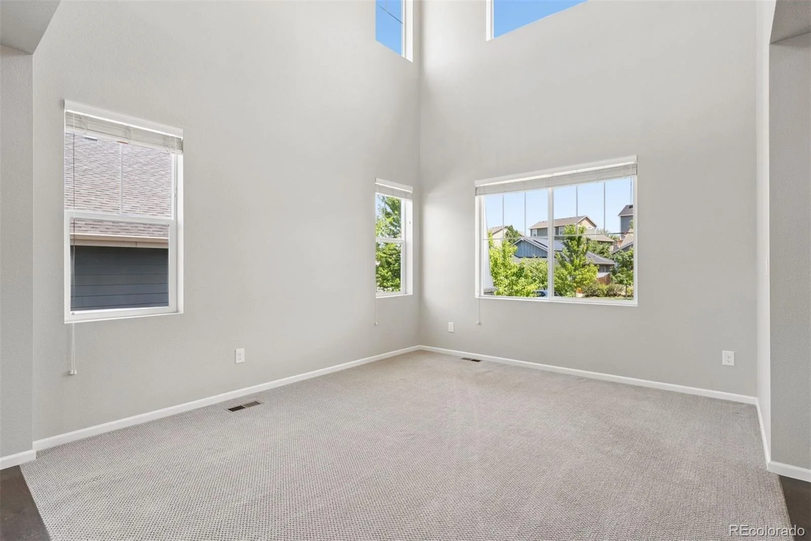 6405 S Harvest Street Aurora CO 80016 | MLS #REC6138908 08062026225524 1600 4