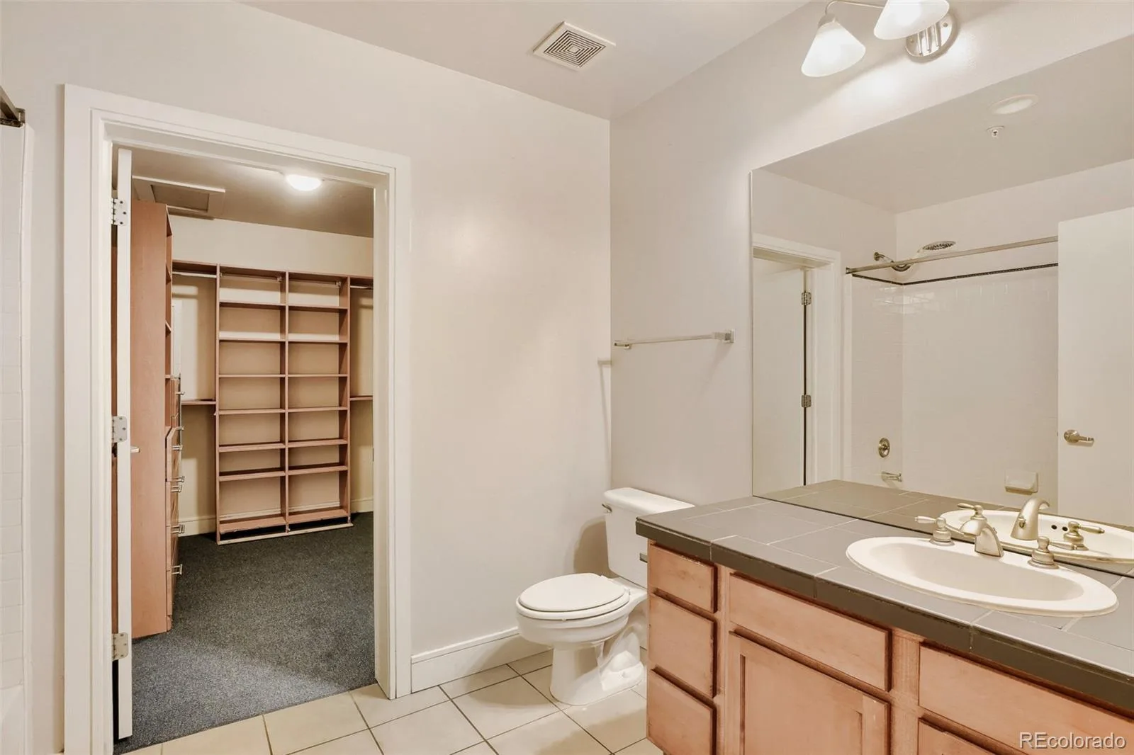 2441 N Broadway #101 Denver CO 80205 MLS #REC6139822 06092026161723 1600 10