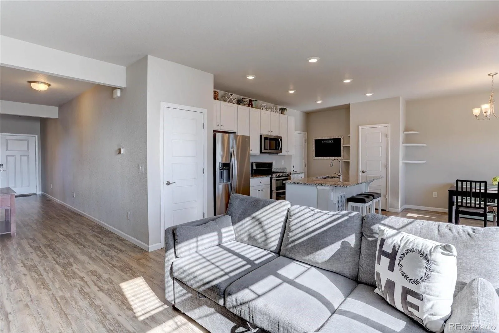 1958 Villageview Lane Castle Rock CO 80104 | MLS #REC6140459 06112026203807 1600 4