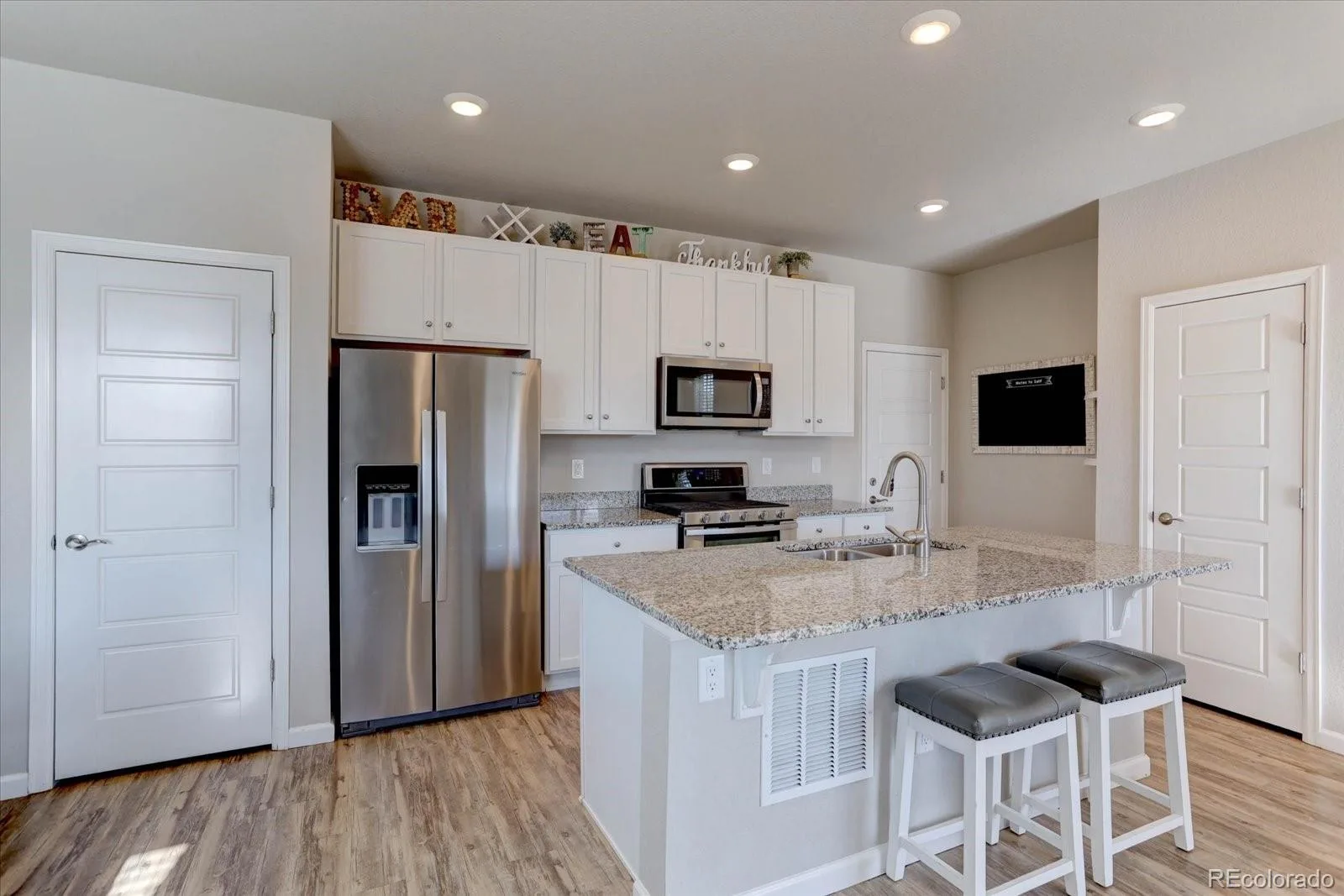 1958 Villageview Lane Castle Rock CO 80104 | MLS #REC6140459 06112026203807 1600 6