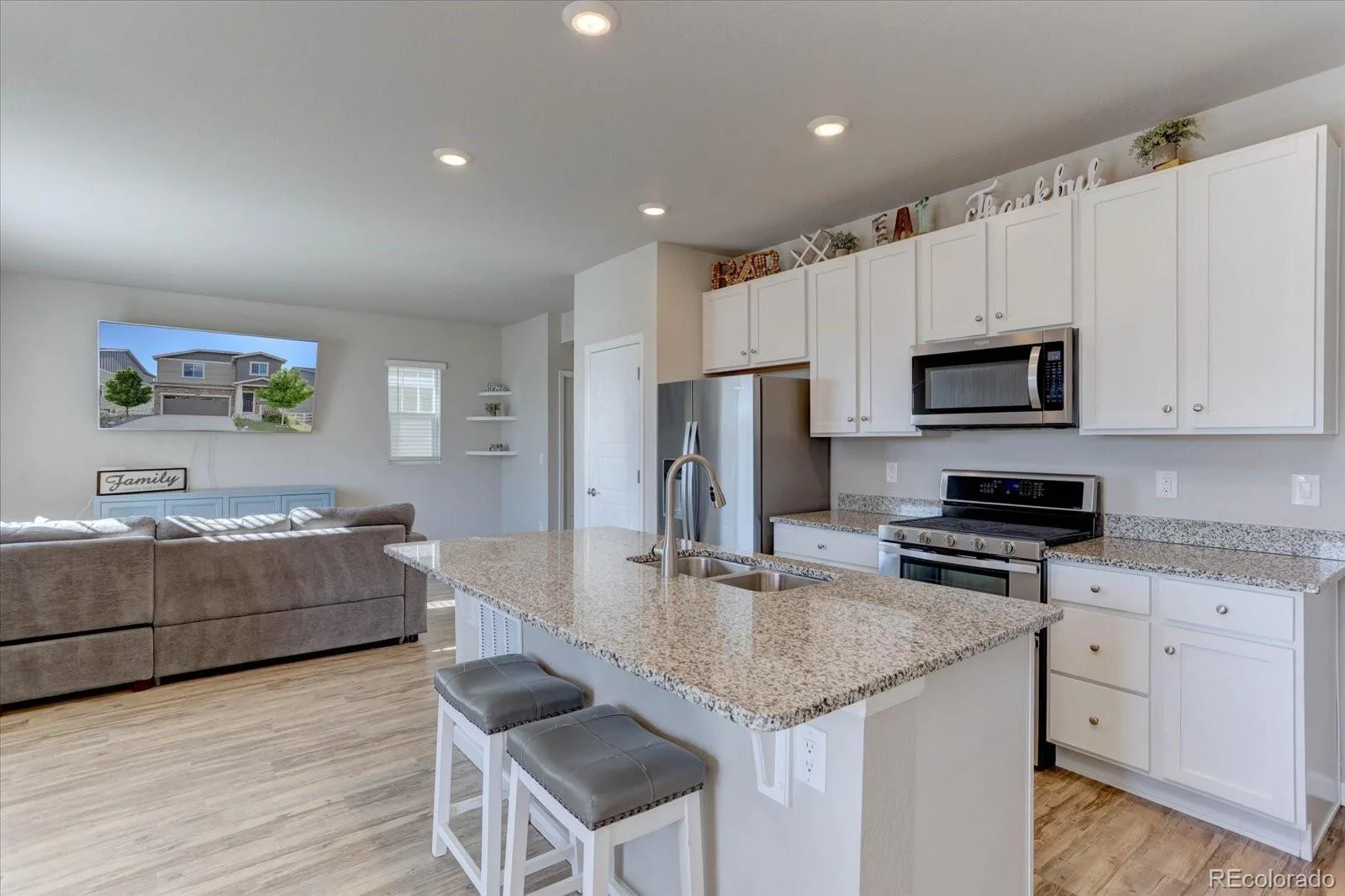 1958 Villageview Lane Castle Rock CO 80104 | MLS #REC6140459 06112026203807 1600 7