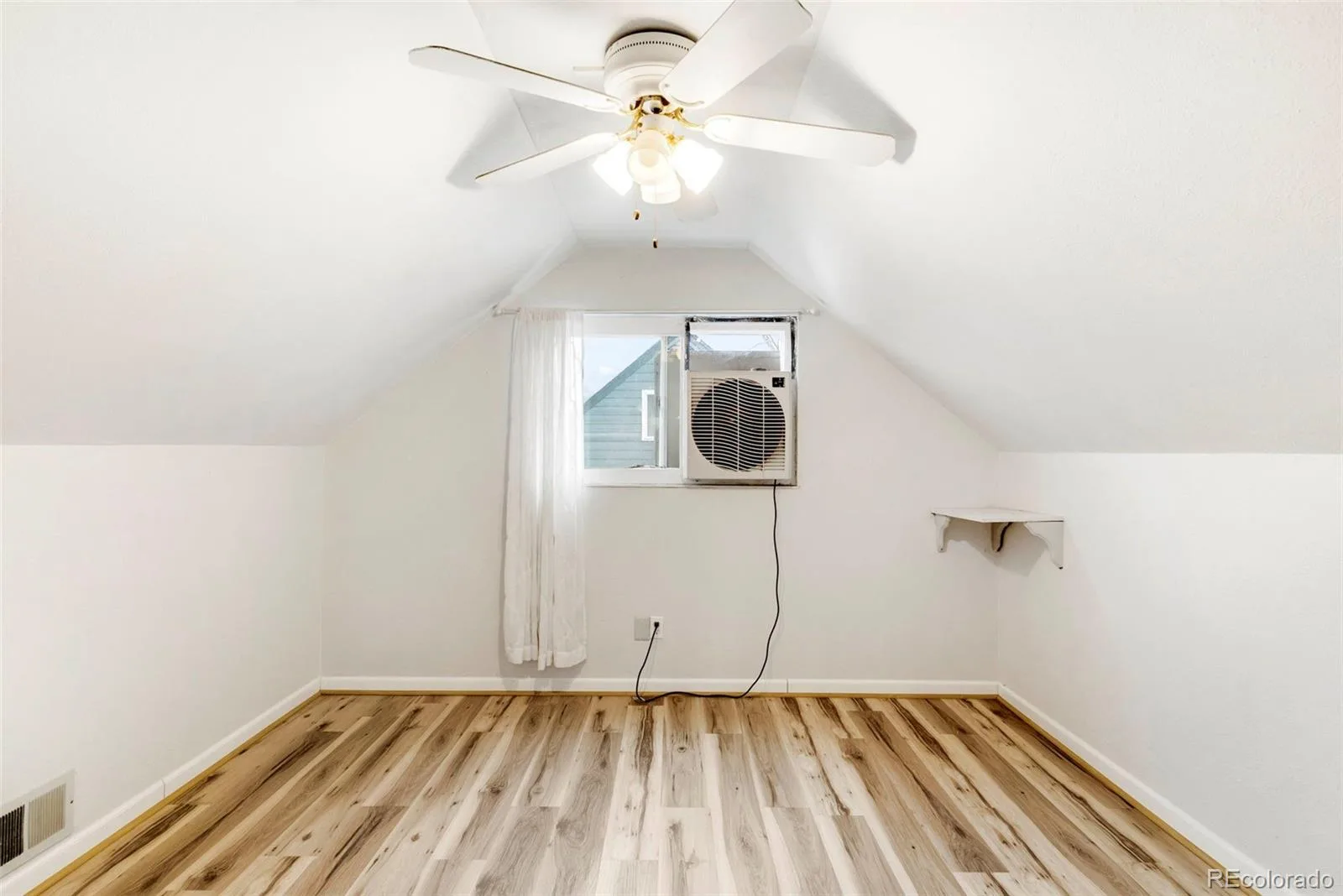 7286 Vrain Street Westminster CO 80030 | MLS #REC6141472 06102026213422 1600 21