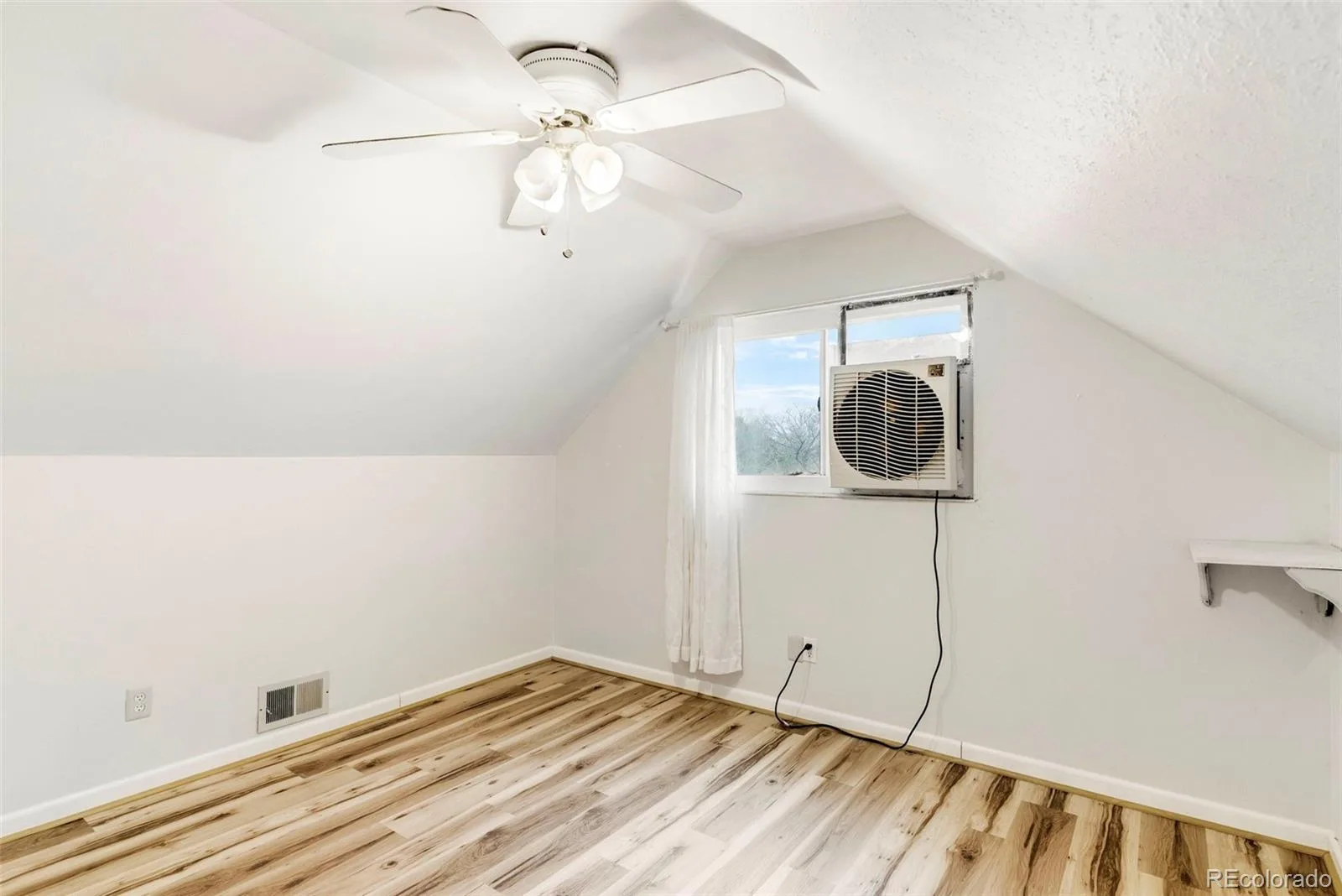 7286 Vrain Street Westminster CO 80030 | MLS #REC6141472 06102026213422 1600 22