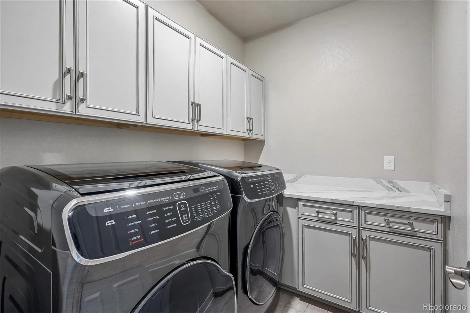 21492 E 60th Avenue Aurora CO 80019 | MLS #REC6141821 10162026225639 1600 30
