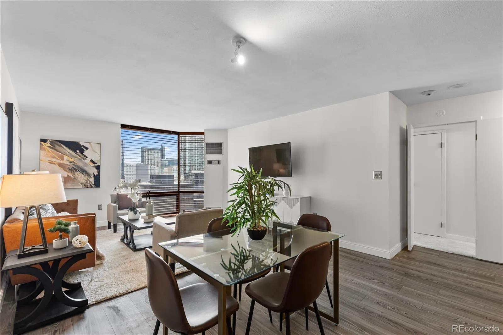 1625 Larimer Street #2104 Denver CO 80202 | MLS #REC6145899 08112026210106 1600 23