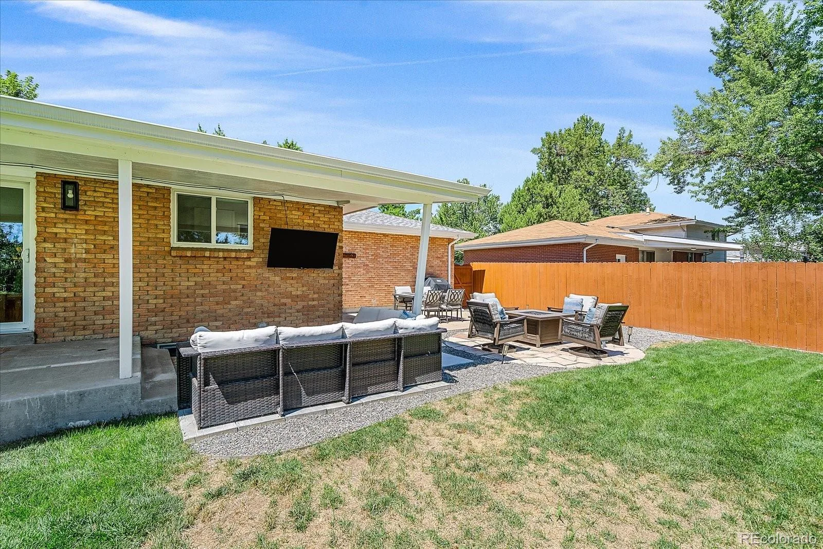 1344 S Dover Way Lakewood CO 80232 | MLS #REC6149294 08212026012353 1600 23