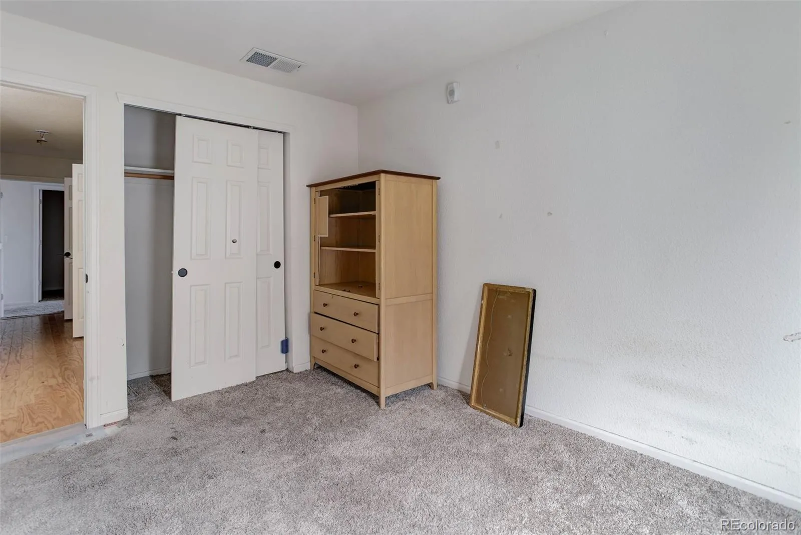 15165 E 16th Place #201 Aurora CO 80011 MLS #REC6150590 04052026182505 1600 18