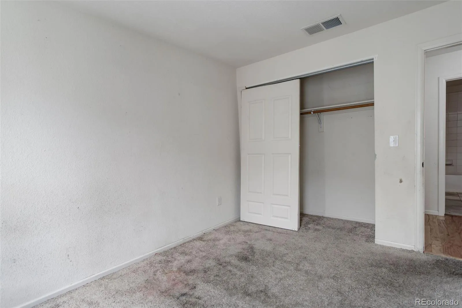 15165 E 16th Place #201 Aurora CO 80011 MLS #REC6150590 04052026182505 1600 20
