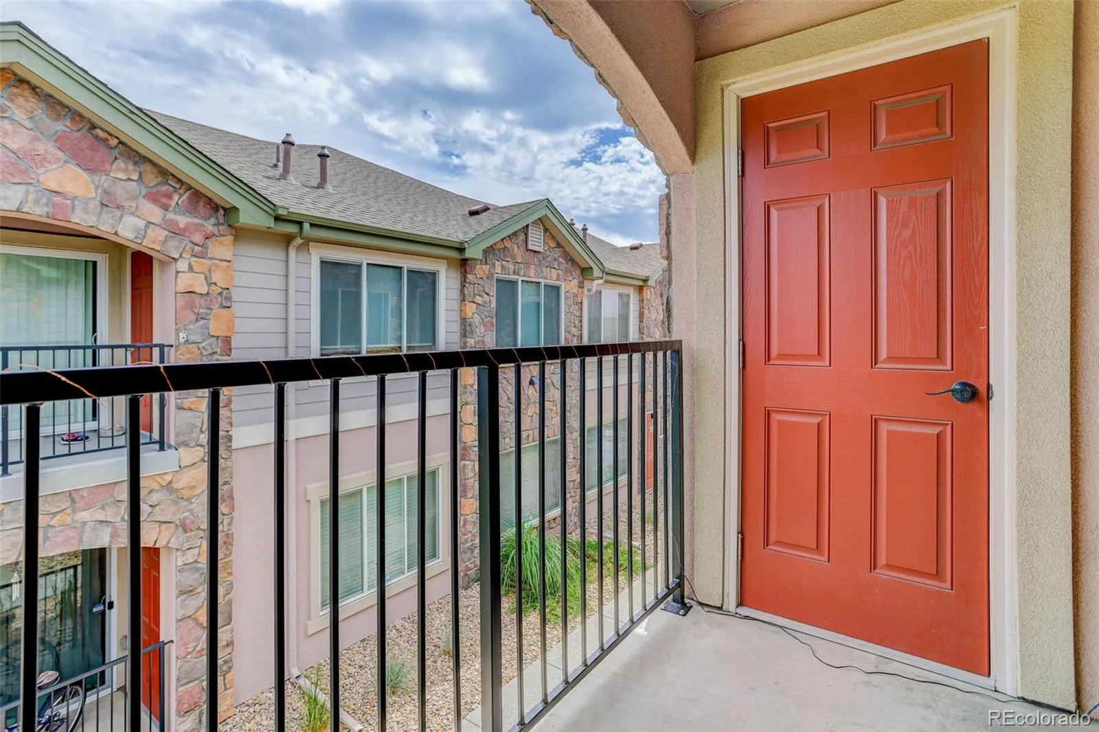 15165 E 16th Place #201 Aurora CO 80011 MLS #REC6150590 04052026182505 1600 3