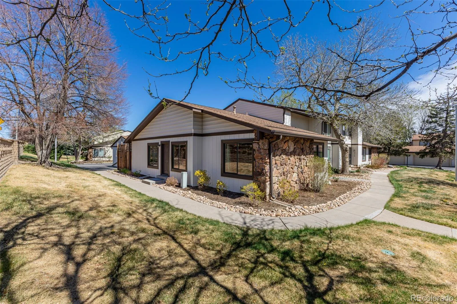 3571 S Kittredge Street #E Aurora CO 80013 | MLS #REC6151038 07092026134637 1600 24