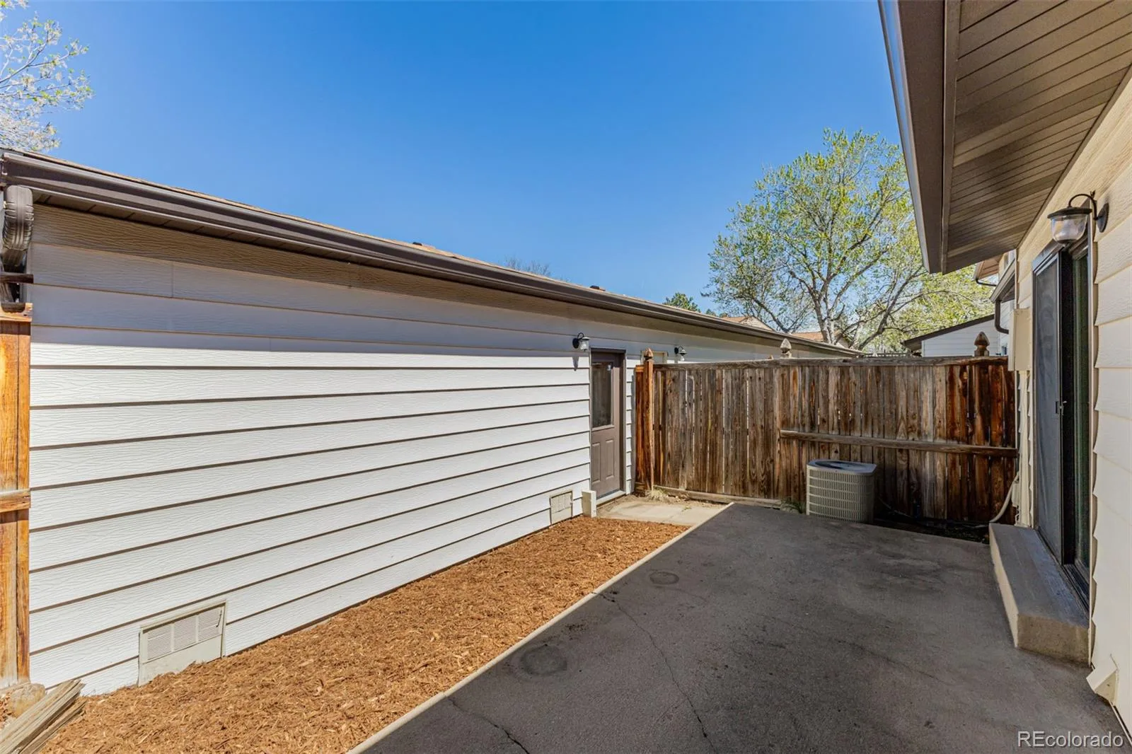 3571 S Kittredge Street #E Aurora CO 80013 | MLS #REC6151038 07092026134637 1600 28