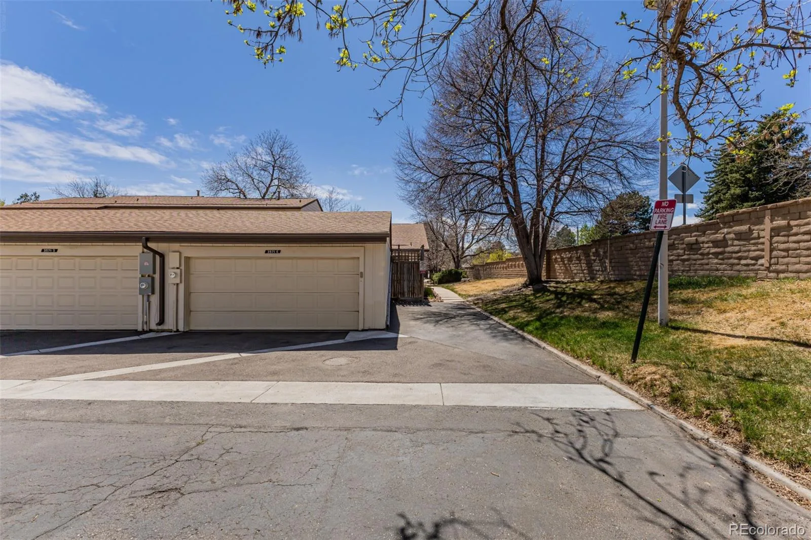 3571 S Kittredge Street #E Aurora CO 80013 | MLS #REC6151038 07092026134637 1600 29