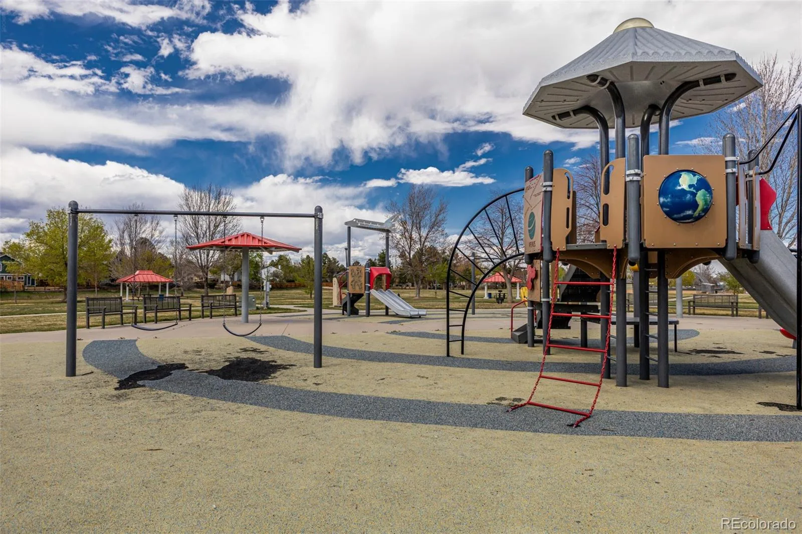 3571 S Kittredge Street #E Aurora CO 80013 | MLS #REC6151038 07092026134637 1600 34