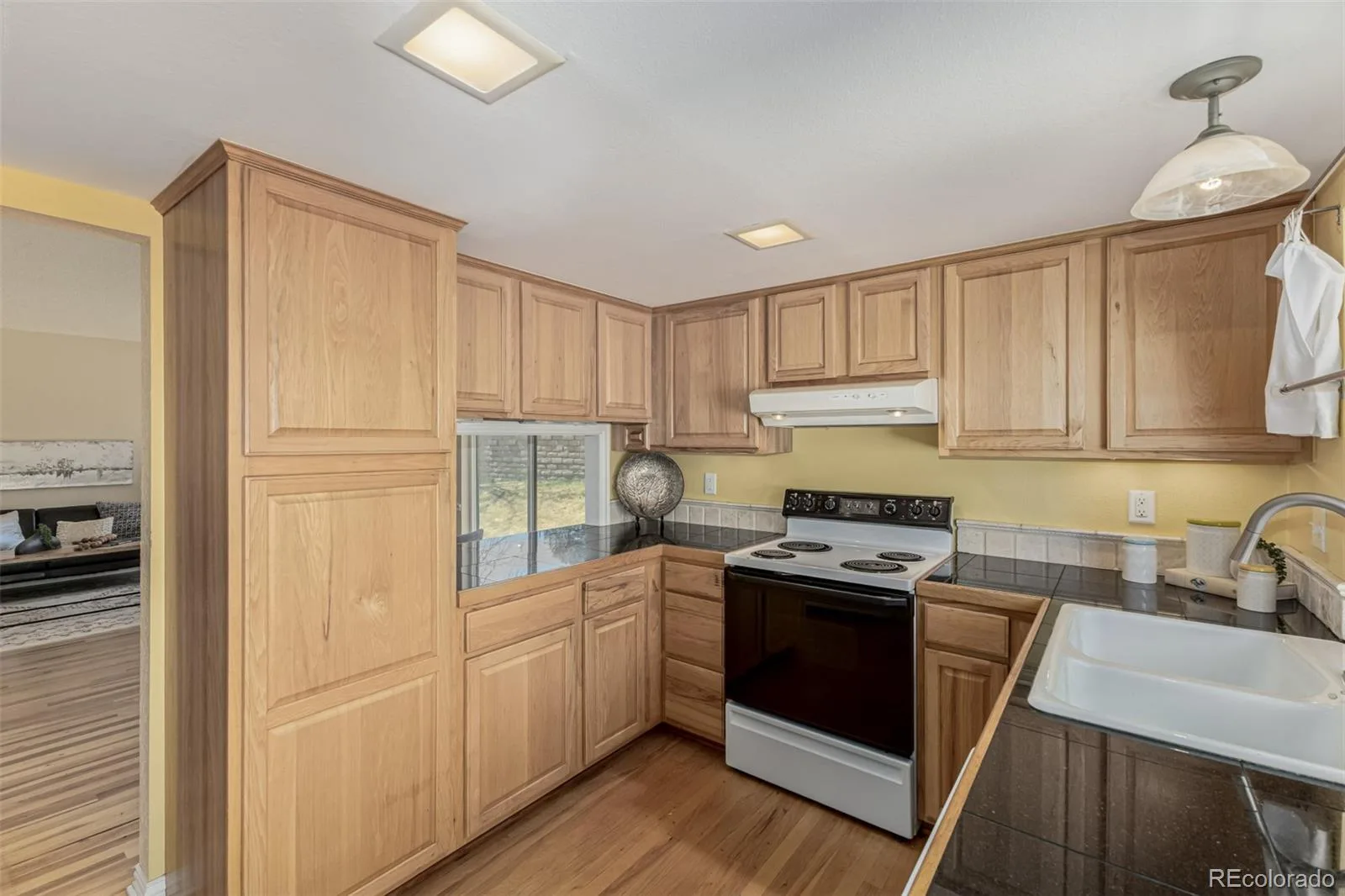 3571 S Kittredge Street #E Aurora CO 80013 | MLS #REC6151038 07092026134637 1600 9