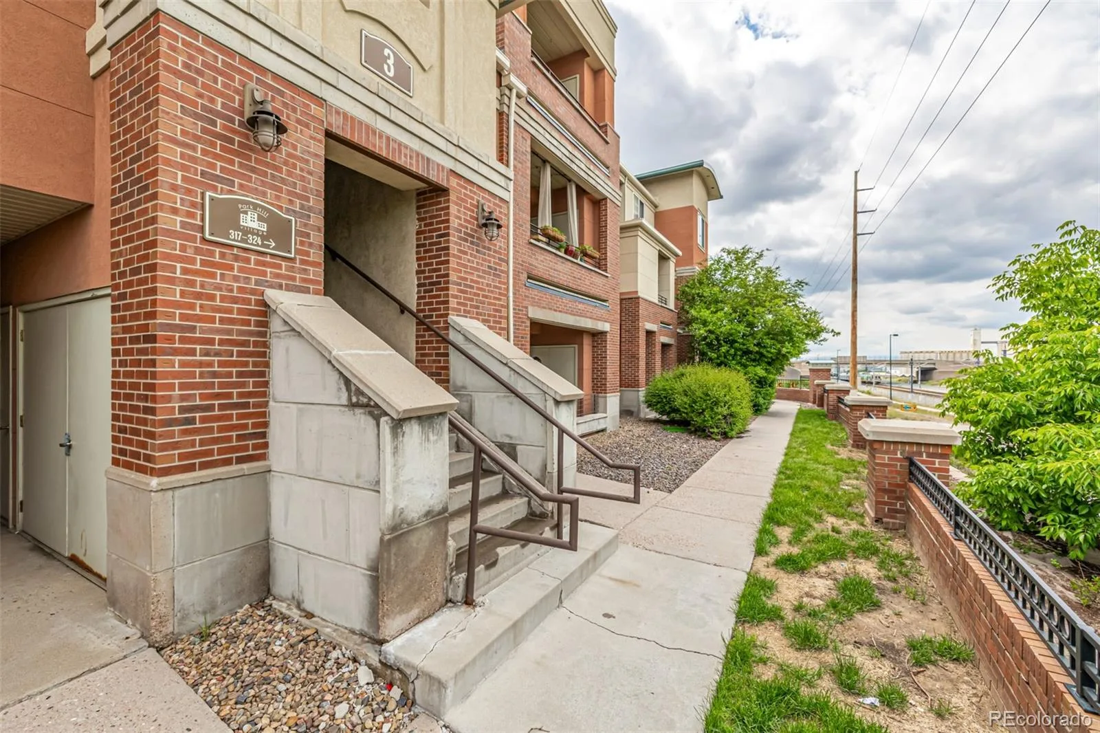 4100 Albion Street #321 Denver CO 80216 | MLS #REC6151433 06102026163207 1600 24