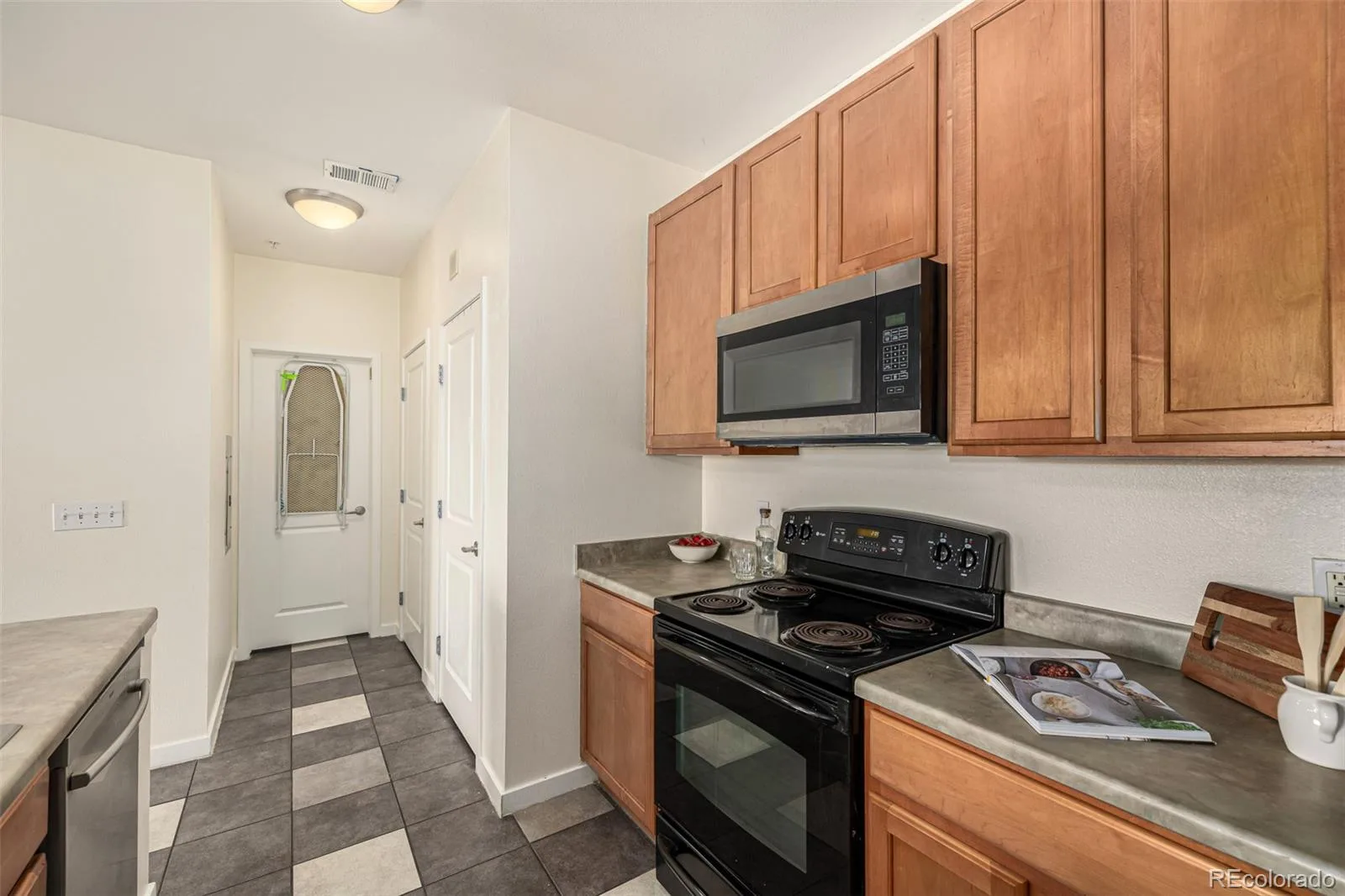 4100 Albion Street #321 Denver CO 80216 | MLS #REC6151433 06102026163207 1600 9