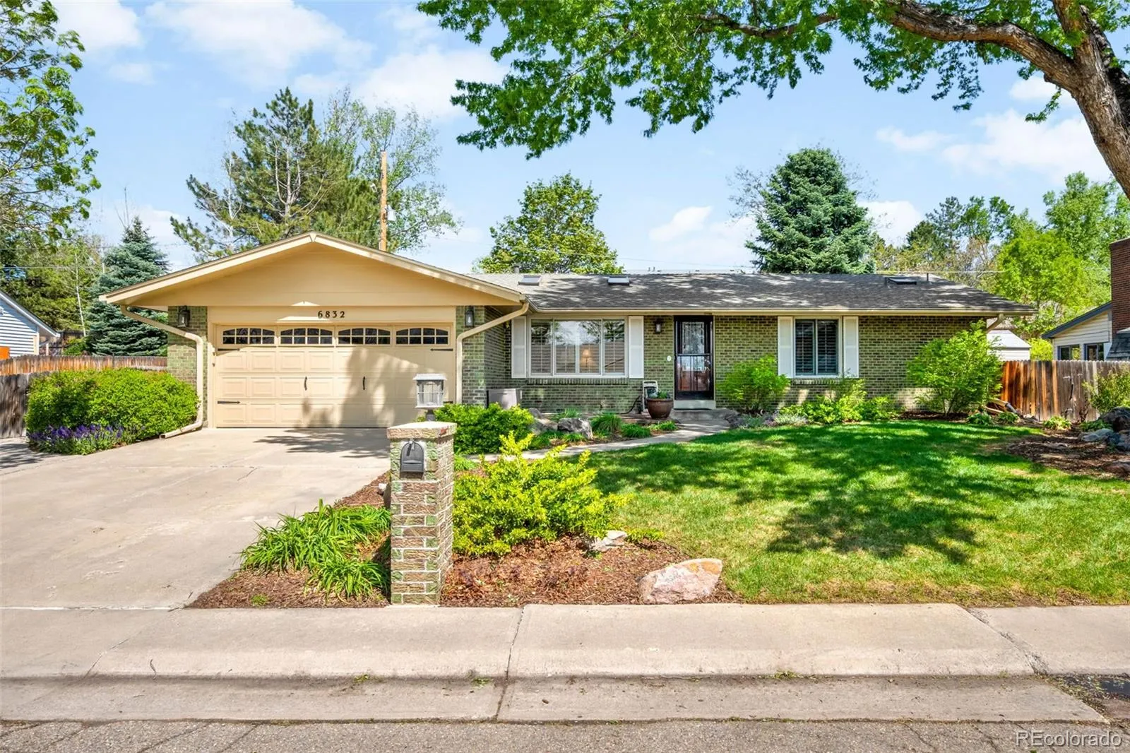 6832 Garland Street Arvada CO 80004 MLS #REC6151587 05132026210141 1600 0
