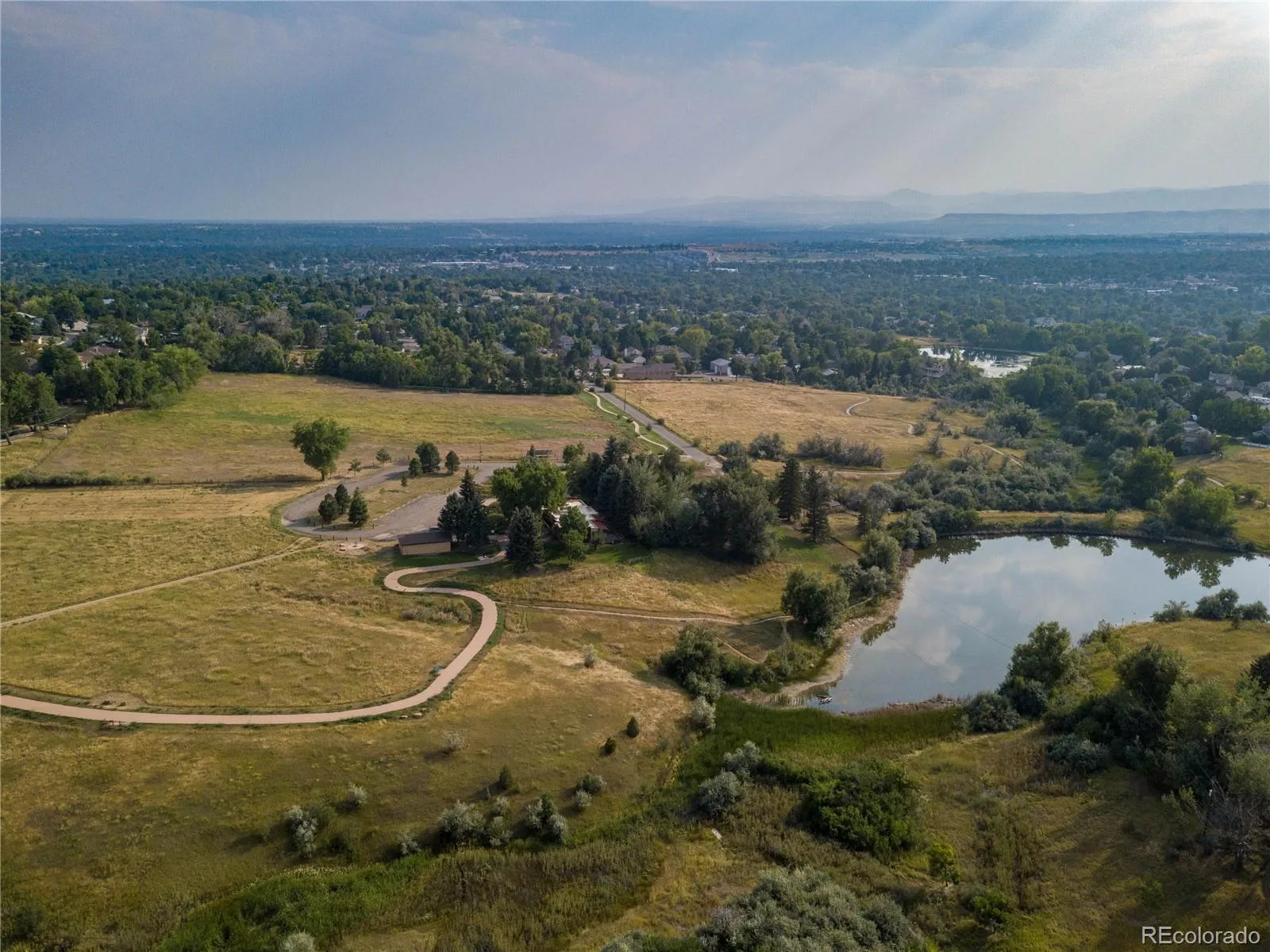 6832 Garland Street Arvada CO 80004 MLS #REC6151587 05132026210141 1600 29