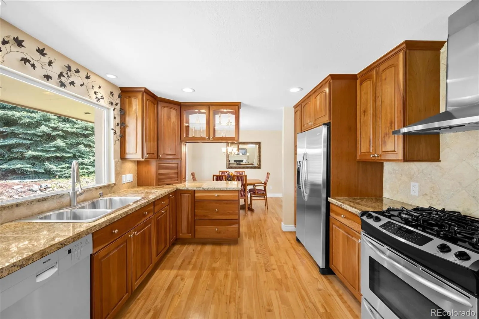 6832 Garland Street Arvada CO 80004 MLS #REC6151587 05132026210141 1600 7