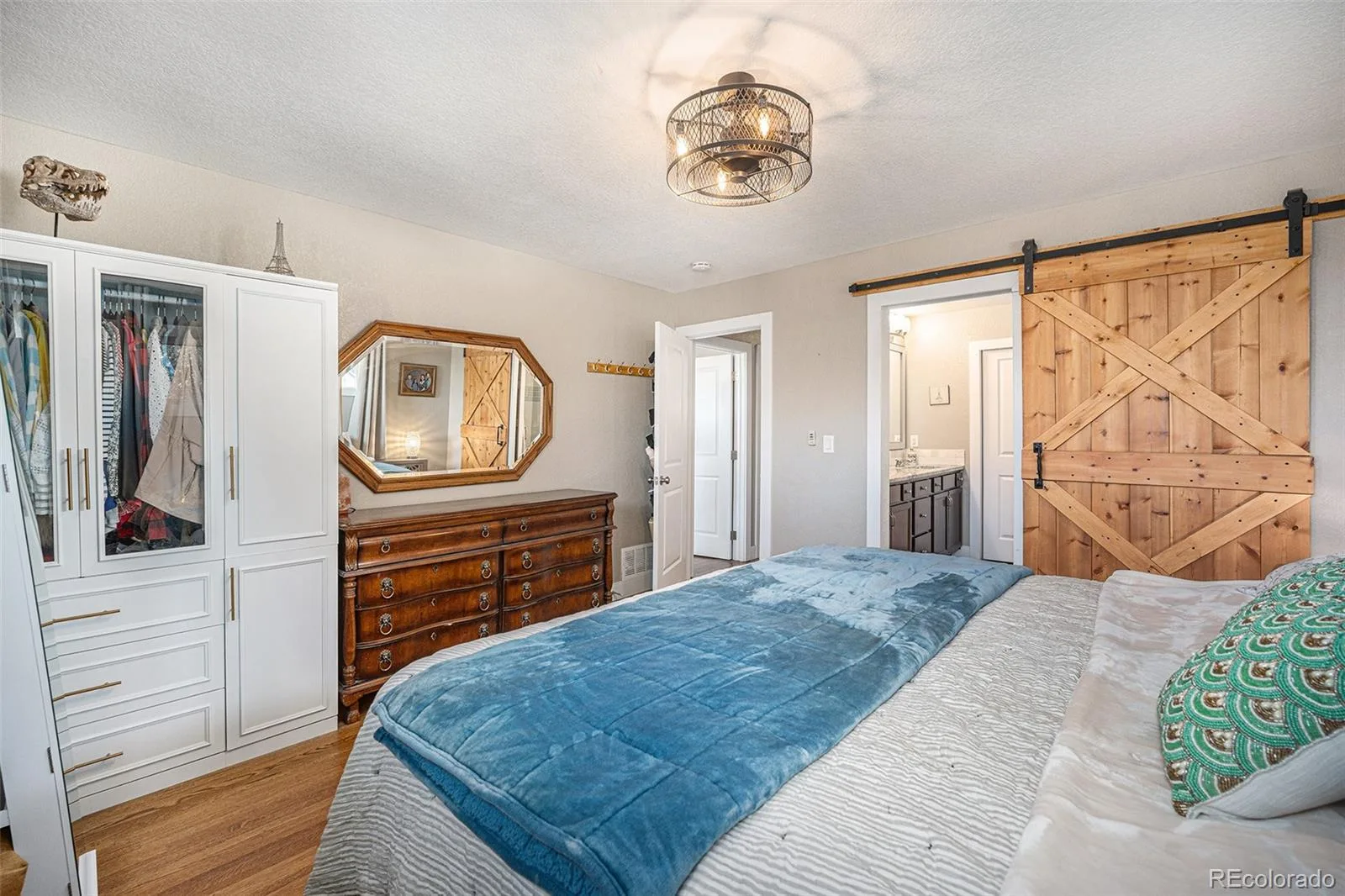 6110 S Southwood Drive Centennial CO 80121 | MLS #REC6152322 08112026215849 1600 12
