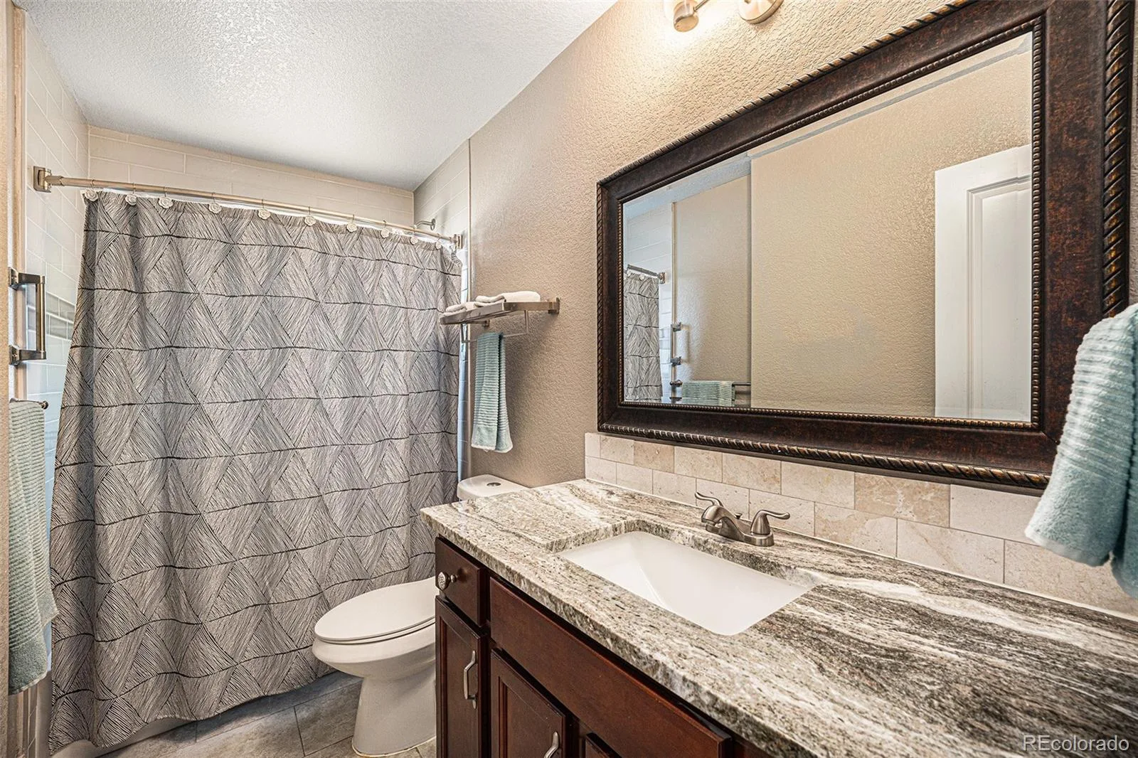 6110 S Southwood Drive Centennial CO 80121 | MLS #REC6152322 08112026215849 1600 17