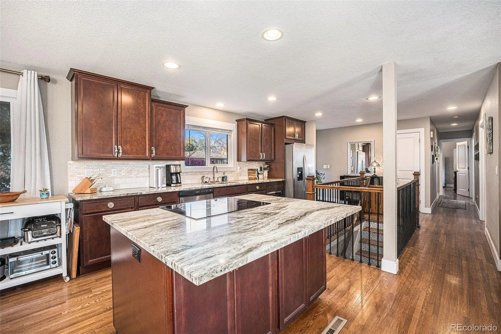 6110 S Southwood Drive Centennial CO 80121 | MLS #REC6152322 08112026215849 1600 9