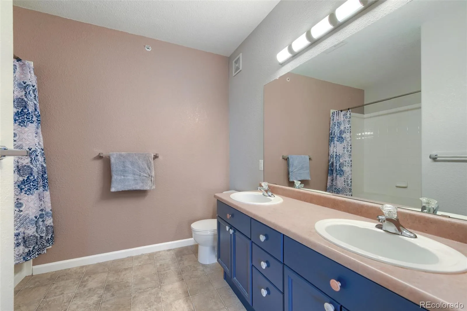 8520 S Holland Lane #204 Littleton CO 80128 | MLS #REC6152493 08062026133637 1600 10
