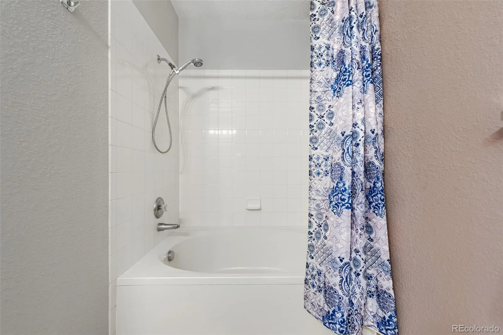 8520 S Holland Lane #204 Littleton CO 80128 | MLS #REC6152493 08062026133637 1600 11