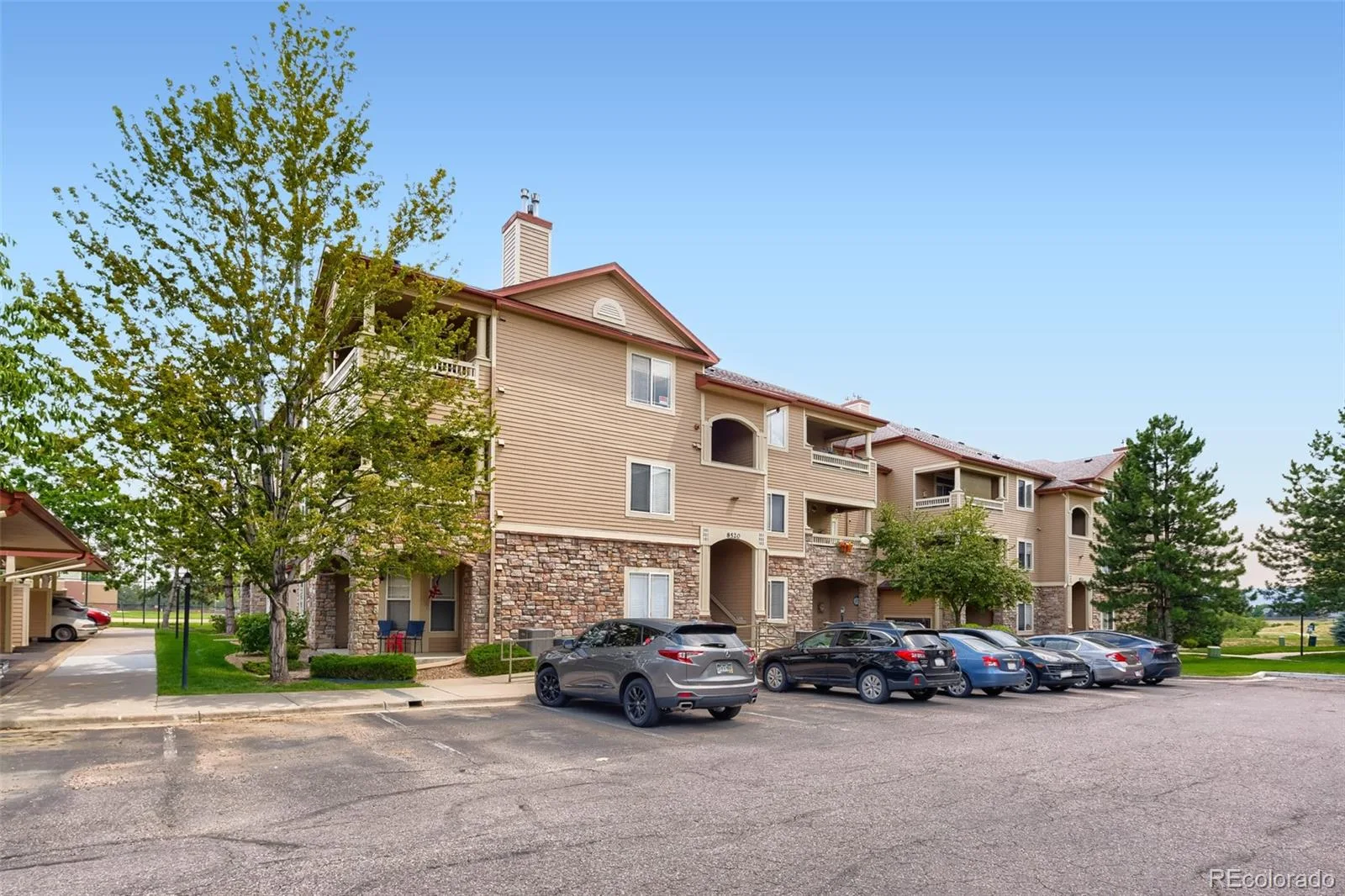 8520 S Holland Lane #204 Littleton CO 80128 | MLS #REC6152493 08062026133637 1600 2