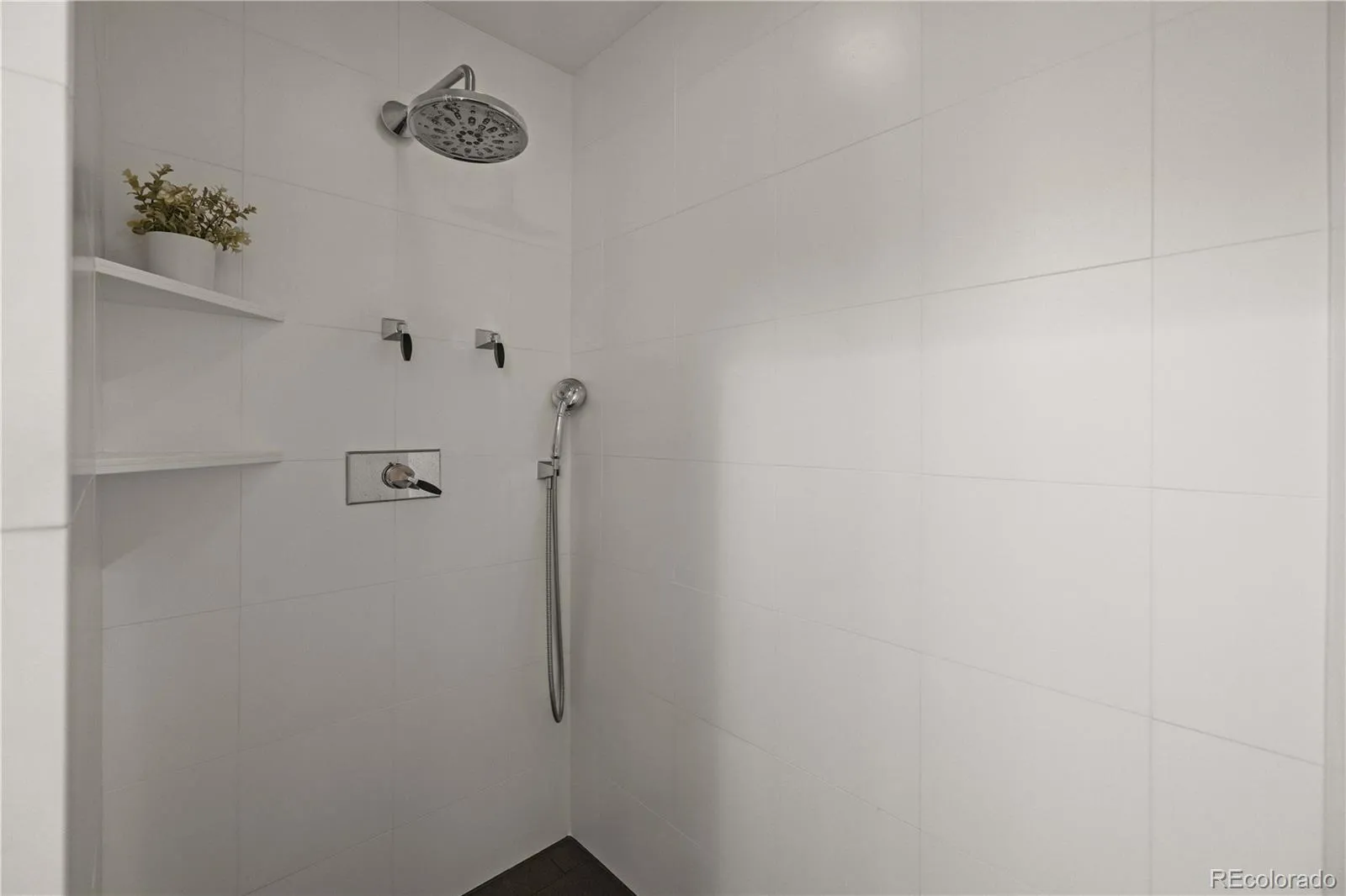 04172026205953 1600 24