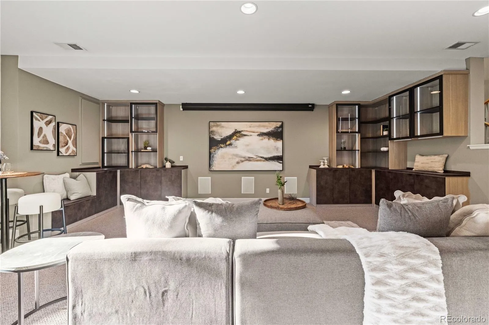 04172026205953 1600 32