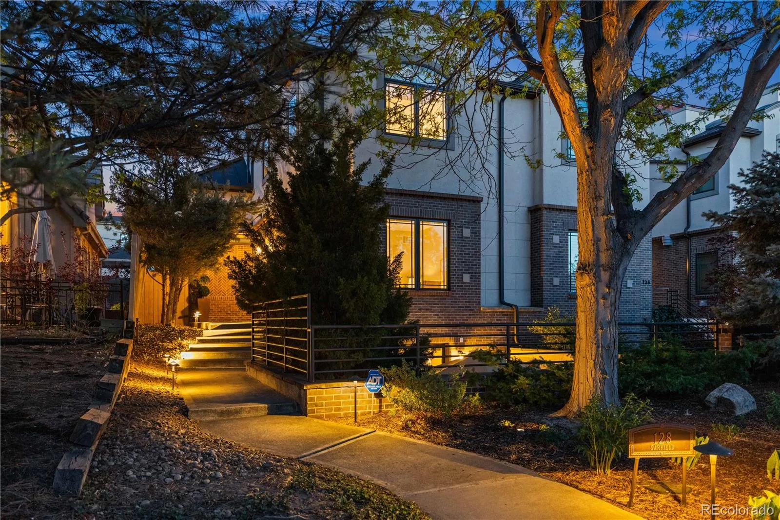 04172026205953 1600 43