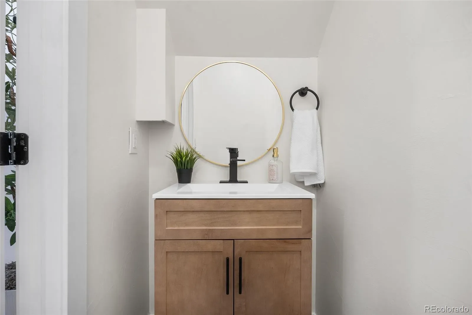 03282026031113 1600 20