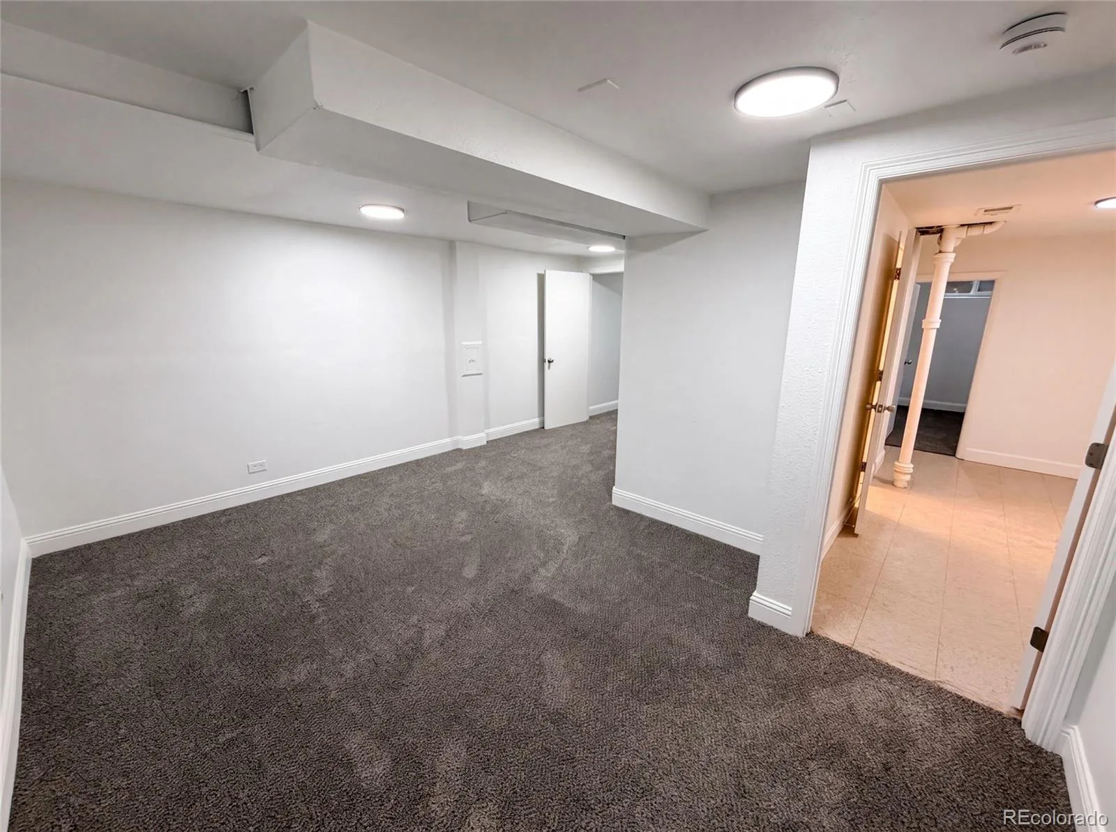 3570 Newport Street Denver CO 80207 MLS #REC6155596 07072026165307 1600 19