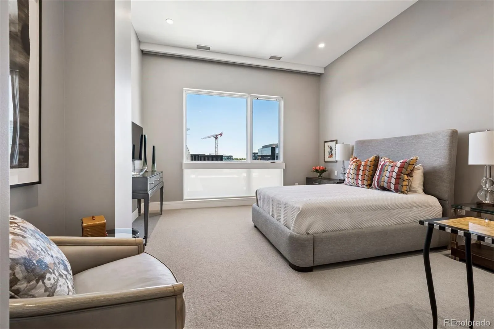 250 Columbine Street #703 Denver CO 80206 | MLS #REC6155990 05282026020104 1600 21