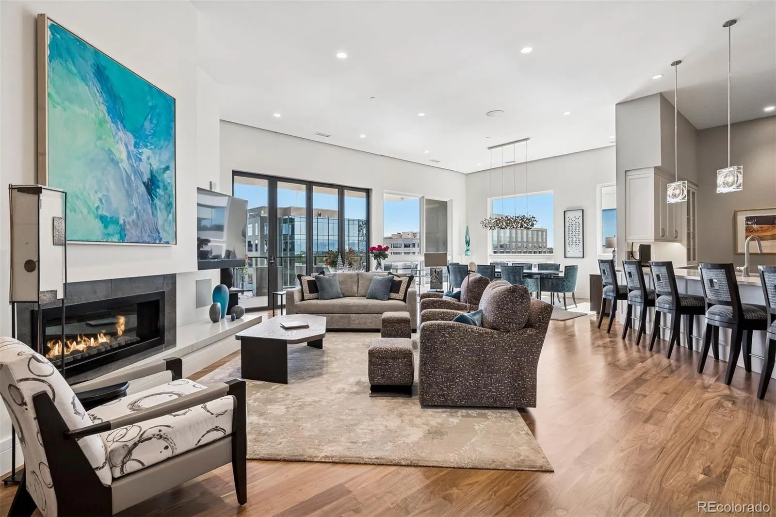 250 Columbine Street #703 Denver CO 80206 | MLS #REC6155990 05282026020104 1600 3