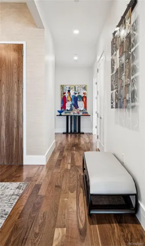 250 Columbine Street #703 Denver CO 80206 | MLS #REC6155990 05282026020104 640 15
