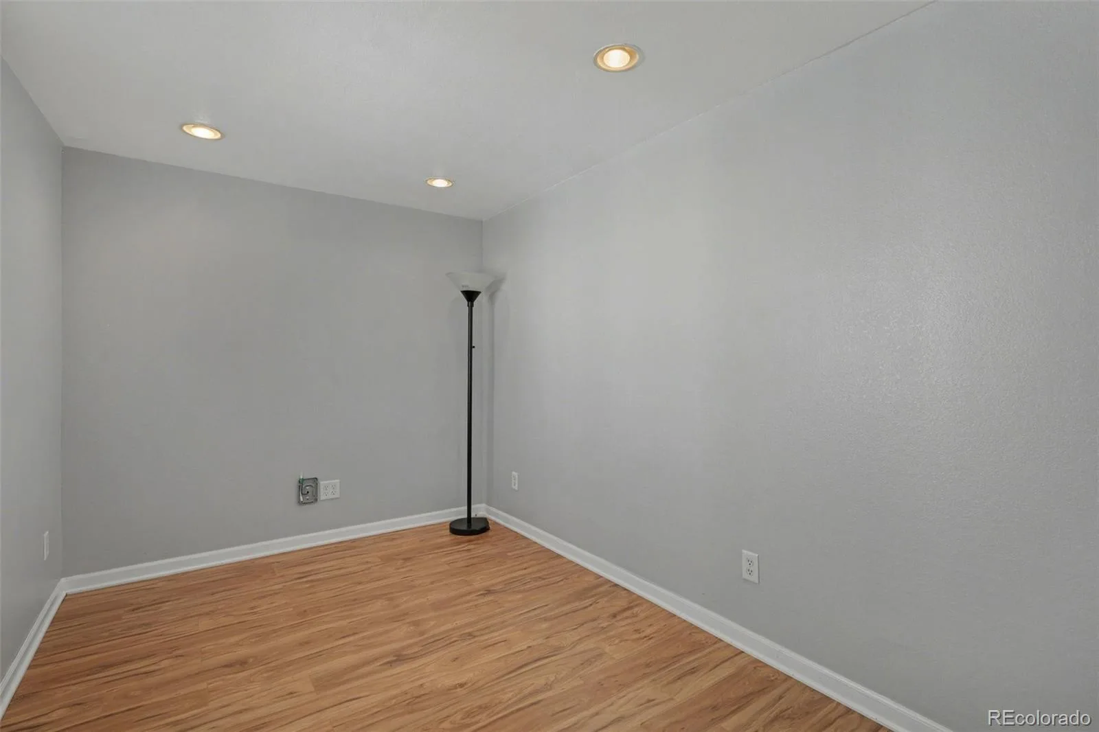 2143 S Bannock Street Denver CO 80223 MLS #REC6156016 06252026141247 1600 15