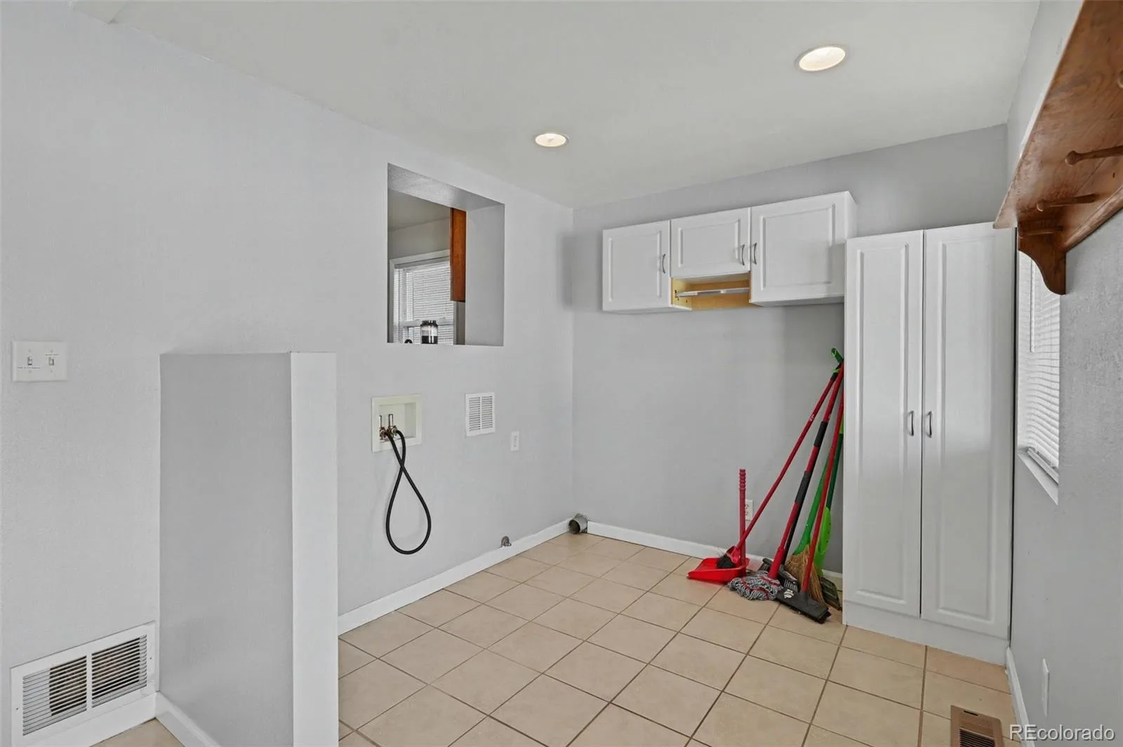 2143 S Bannock Street Denver CO 80223 MLS #REC6156016 06252026141247 1600 18
