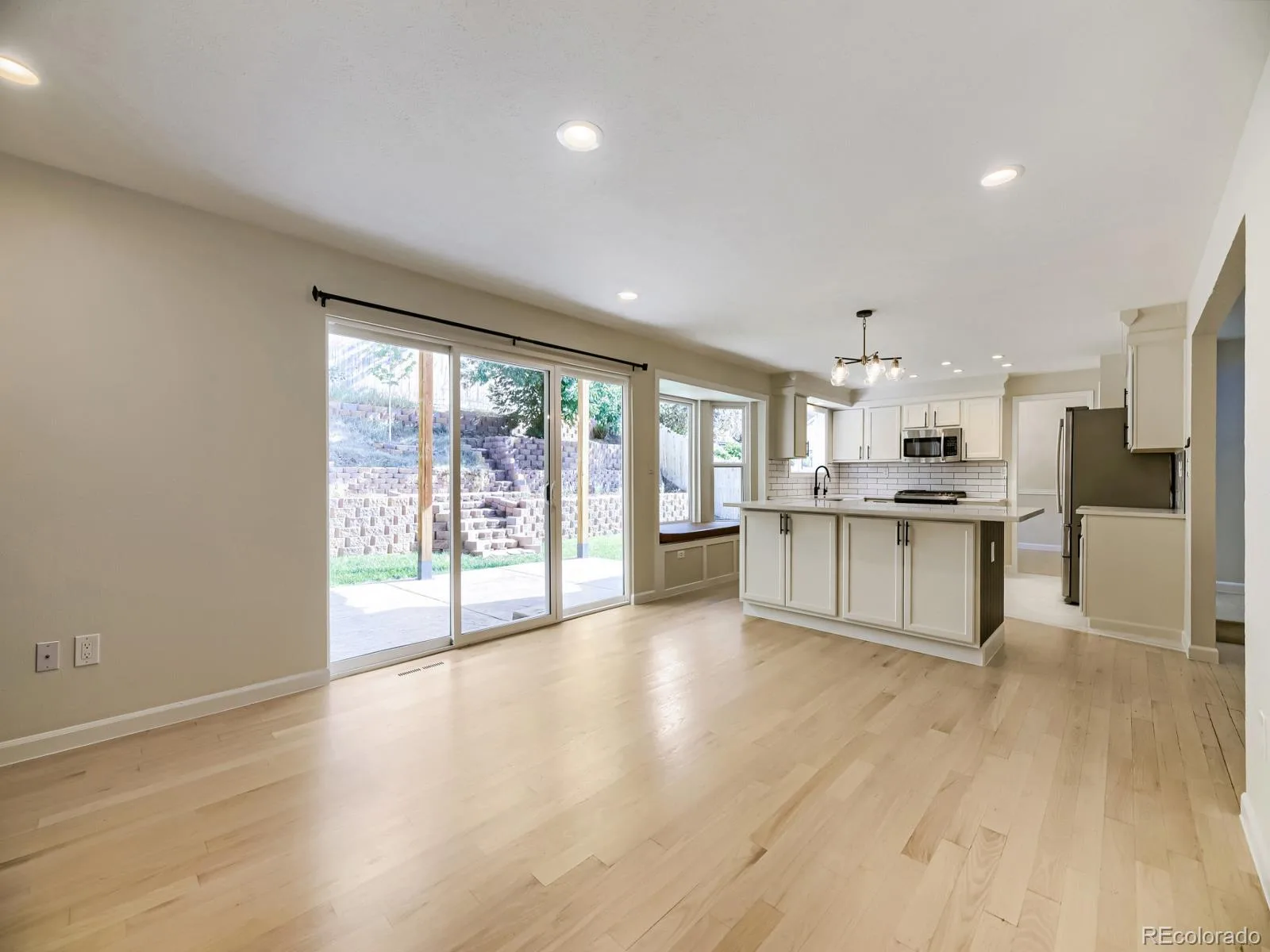 7654 W Ontario Place Littleton CO 80128 | MLS #REC6157436 08232026013255 1600 12